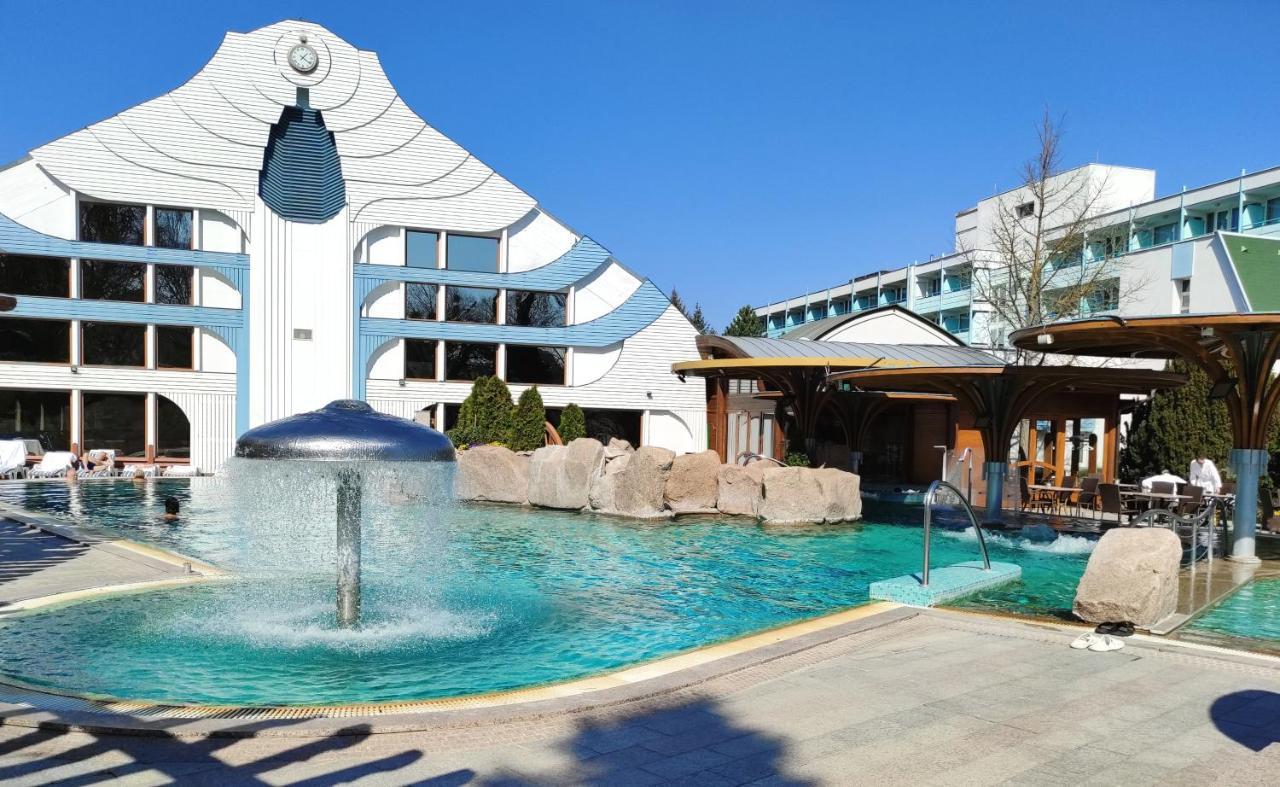 Spa Residence Carbona Apartment 105 Hévíz Εξωτερικό φωτογραφία